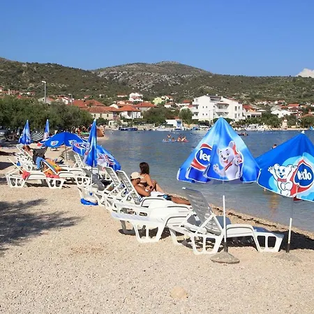 With Parking Space Vinisce, Trogir - 8660 *