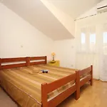 With Parking Space Vinisce, Trogir - 8660 Appartamento *