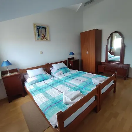 With Parking Space Vinisce, Trogir - 8660 Daire Vinišće