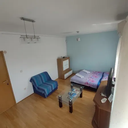 With Parking Space Vinisce, Trogir - 8660 Daire Vinišće
