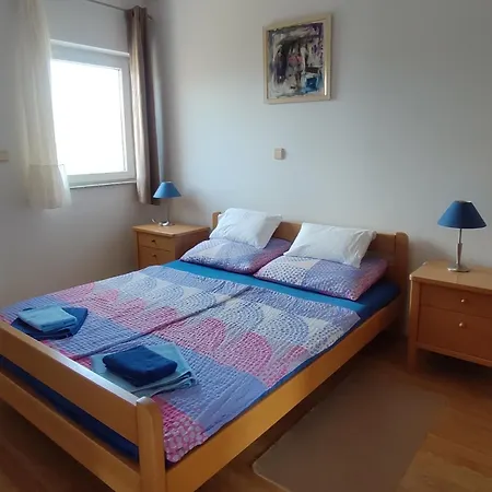 With Parking Space Vinisce, Trogir - 8660