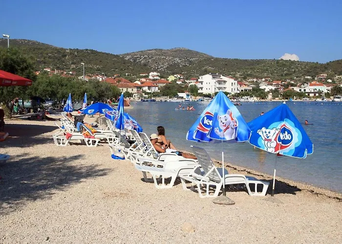 With Parking Space Vinisce, Trogir - 8660 *