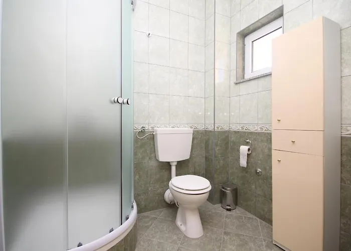 With Parking Space Vinisce, Trogir - 8660