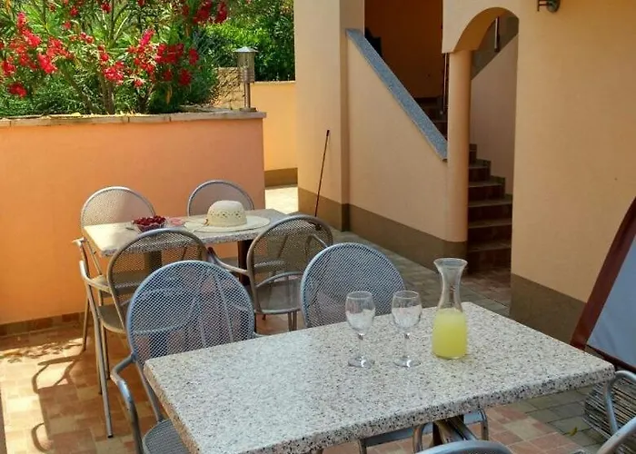 With Parking Space Vinisce, Trogir - 8660 Vinišće